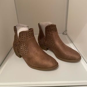 Brand New Fall Booties, Size 6, Color brown